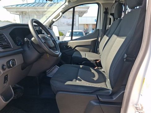 Used 2025 Ford Transit 250 Low Roof w/ Exterior Upgrade Package RWD image 9