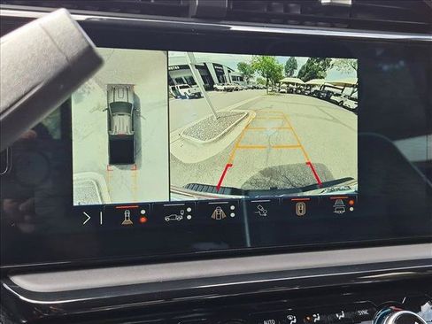 Used 2025 GMC Sierra 2500 AT4X AWD/4WD image 13