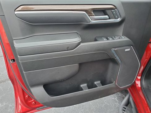 Used 2024 Chevrolet Silverado 1500 LT Trail Boss w/ LT Trail Boss Premium Package image 18