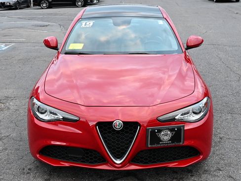 Used 2019 Alfa Romeo Giulia AWD w/ Cold Weather Package image 4