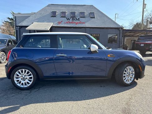 Used 2014 MINI Cooper 2-Door Hardtop image 8