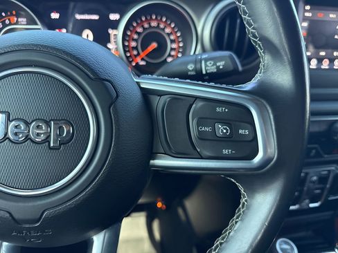 Used 2020 Jeep Gladiator Sport w/ Quick Order Package 24S AWD/4WD image 14