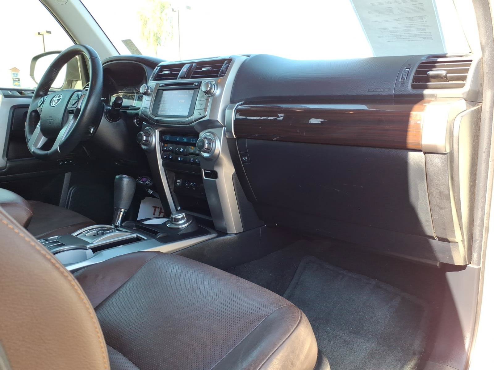 Used 2017 Toyota 4Runner Limited AWD/4WD image 9