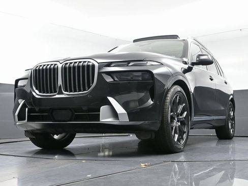 Used 2023 BMW X7 xDrive40i image 58