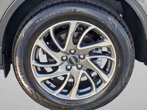 Used 2022 Lincoln Corsair FWD image 22