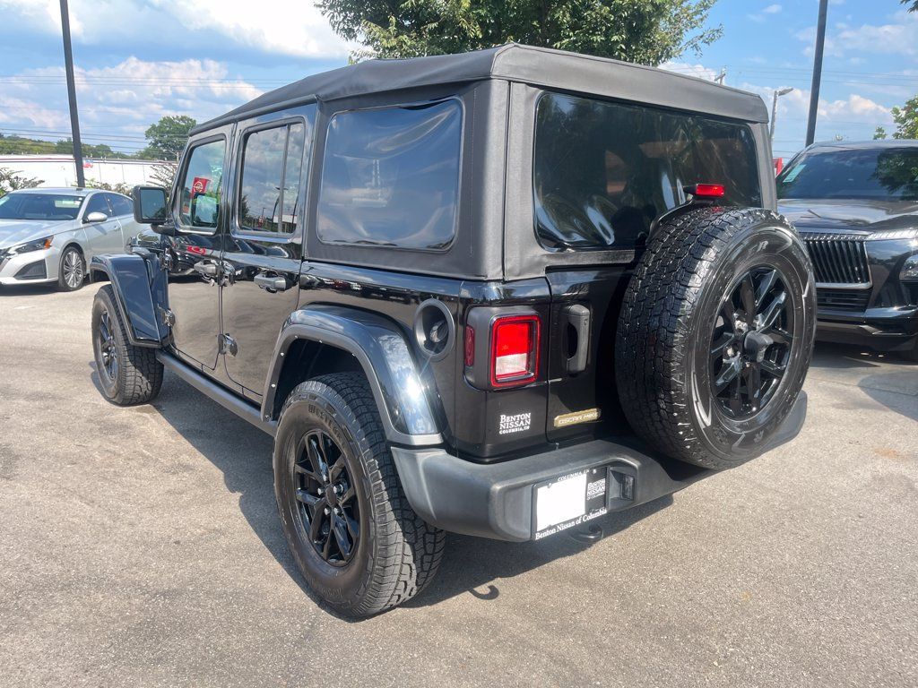 Used 2023 Jeep Wrangler Unlimited Sport AWD/4WD image 3
