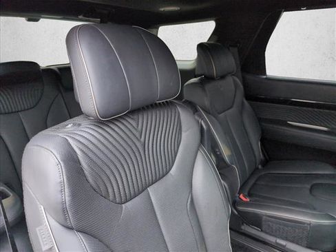 Used 2023 Hyundai Palisade Calligraphy w/ Cargo Package image 23