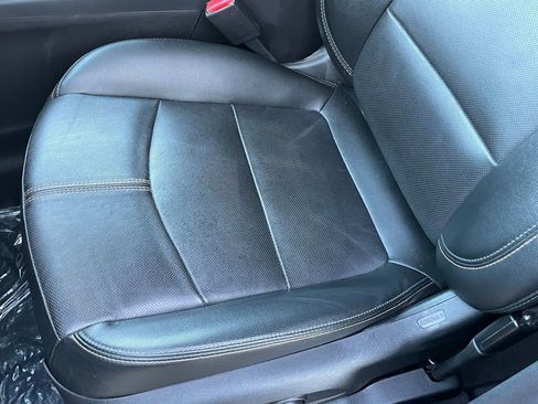 Used 2024 Chevrolet Equinox Premier image 25