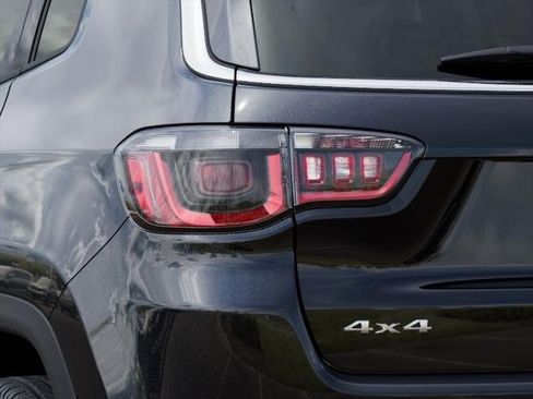 Used 2026 Jeep Compass Limited AWD/4WD image 35