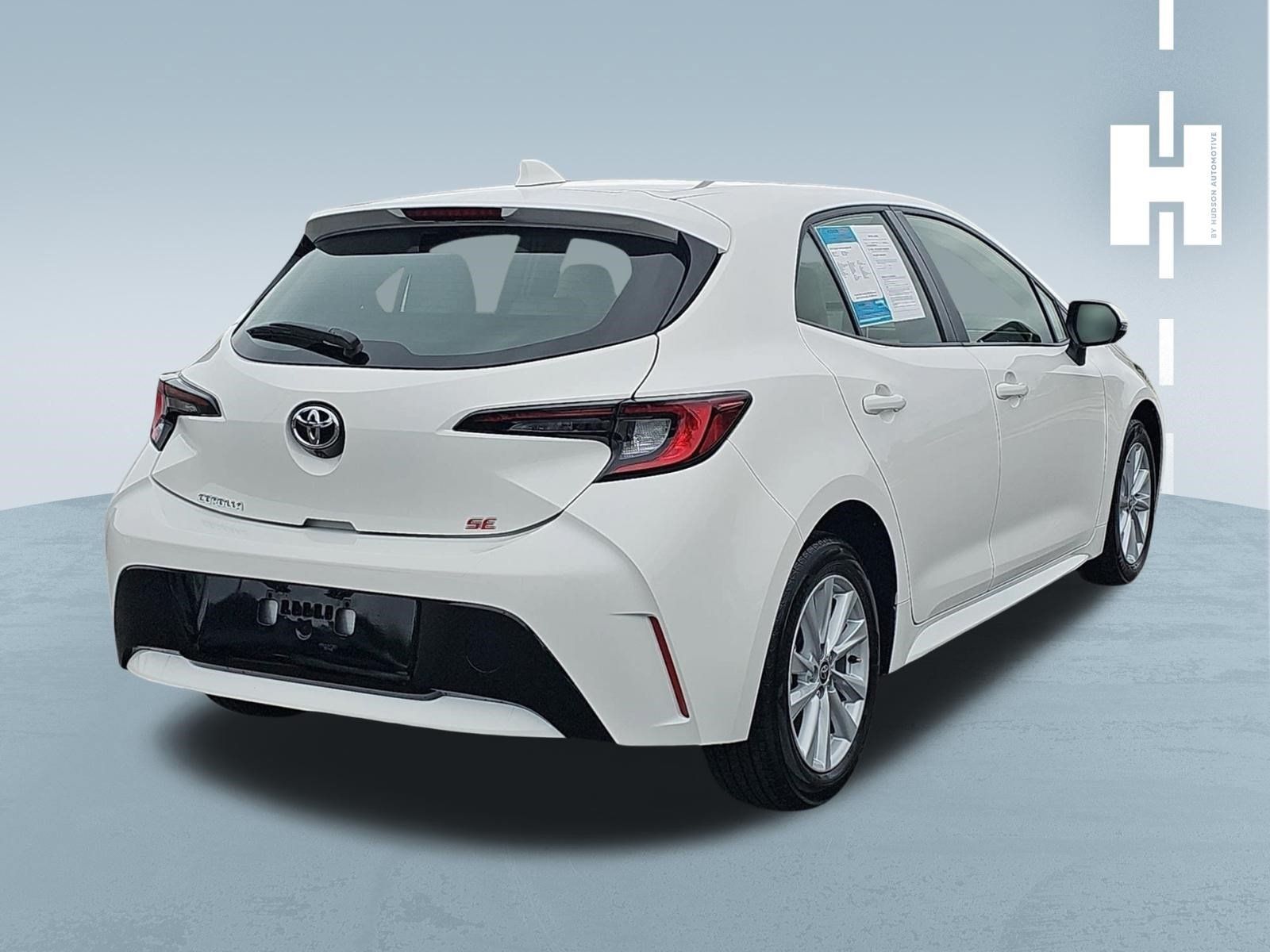 Used 2023 Toyota Corolla SE FWD image 4