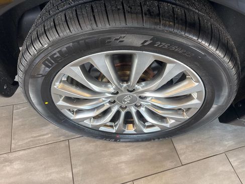 Used 2015 INFINITI QX80 Luxe w/ 22" Wheel Package image 17