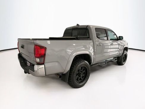 Certified 2019 Toyota Tacoma SR5 AWD/4WD image 6