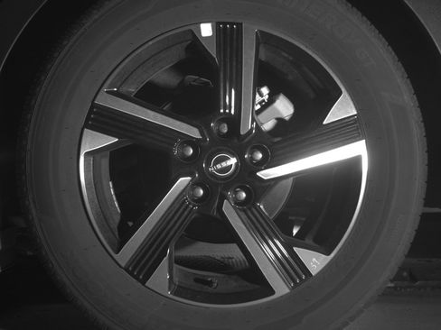 Used 2025 Nissan Sentra SV FWD image 14