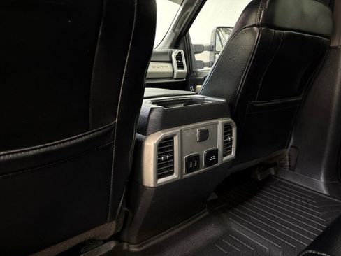 Used 2018 Ford F250 Lariat w/ Camper Package image 42