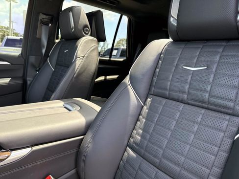 Used 2026 Cadillac Escalade Platinum Sport w/ LPO, ONYX Package AWD/4WD image 25