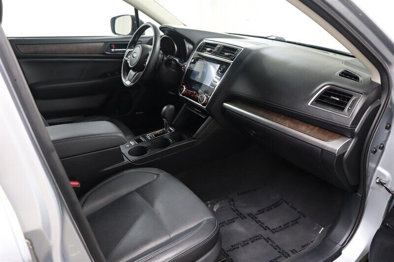Used 2018 Subaru Outback 2.5i Limited AWD/4WD image 21