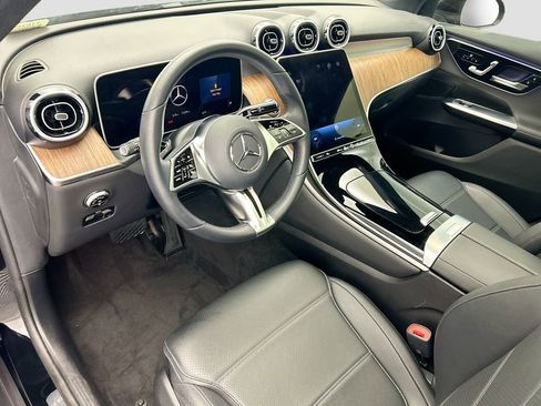 Certified 2025 Mercedes-Benz GLC 300 GLC 300 image 9