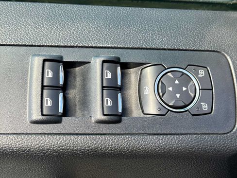 Used 2018 Ford F150 XLT w/ Equipment Group 302A Luxury AWD/4WD image 16