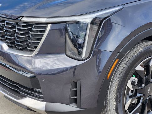 New 2025 Kia Sorento EX w/ Panoramic Sunroof Package image 6