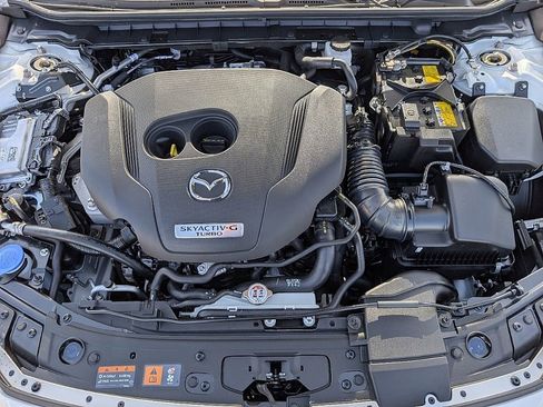 New 2026 MAZDA MAZDA3 Hatchback w/Premium Plus Pkg image 17