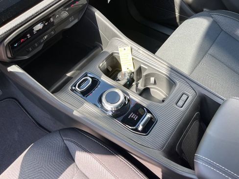 New 2026 Jeep Cherokee Laredo AWD/4WD image 10