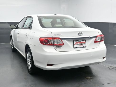 Used 2011 Toyota Corolla LE image 6