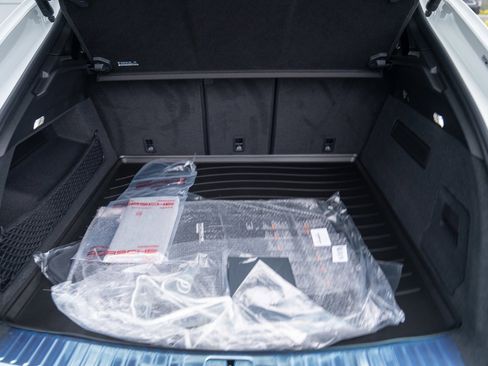 New 2026 Porsche Cayenne S image 28