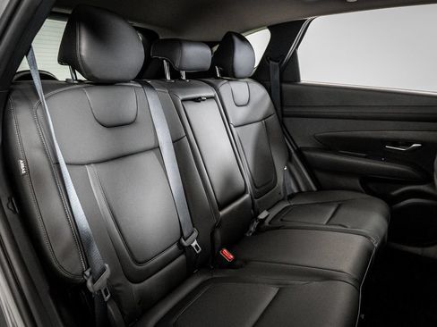 Certified 2025 Hyundai Tucson SEL FWD image 25