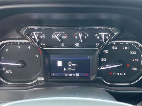 Used 2022 GMC Sierra 2500 AT4 w/ AT4 Preferred Package AWD/4WD image 22