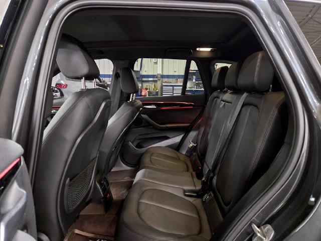 Used 2021 BMW X1 xDrive28i w/ Convenience Package AWD/4WD image 5