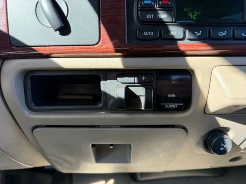 Used 2006 Ford F350 Lariat image 23