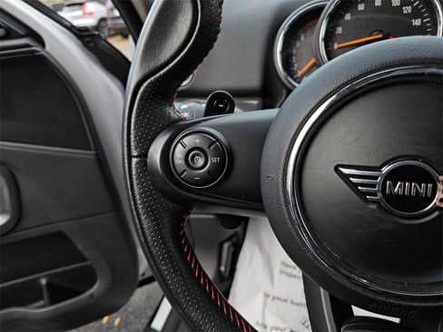 Used 2020 MINI Cooper Countryman S w/ Storage Package image 11