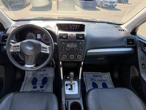 Used 2014 Subaru Forester 2.5i Limited AWD/4WD image 12