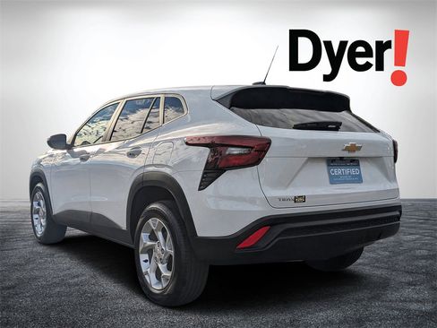 Certified 2025 Chevrolet Trax LS w/ LS Convenience Package image 6