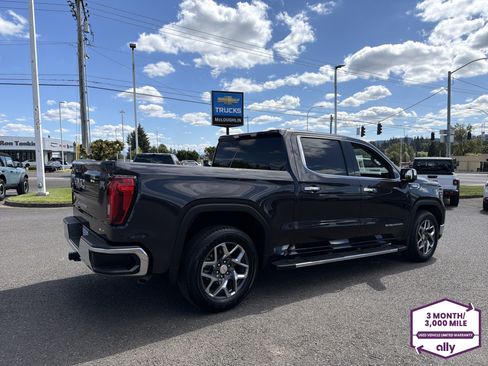 Used 2023 GMC Sierra 1500 SLT w/ SLT Premium Package RWD image 6