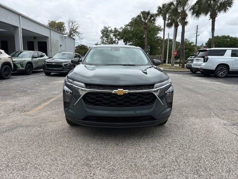 New 2026 Chevrolet Trax LS FWD image 18