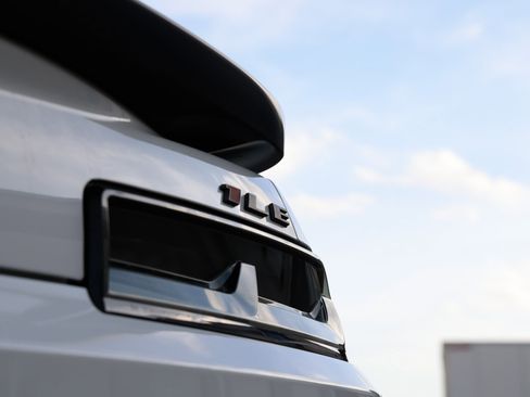 Used 2015 Chevrolet Camaro SS w/ SS Performance Package image 42