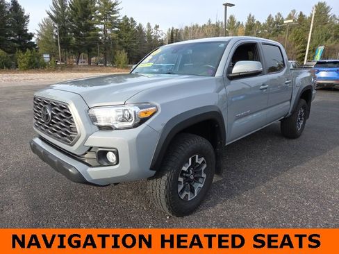 Used 2021 Toyota Tacoma TRD Off-Road image 4