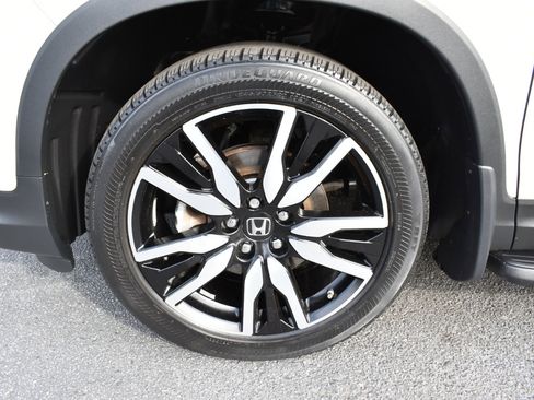 Used 2019 Honda Pilot Touring image 19