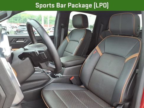 Certified 2023 GMC Canyon AT4 w/ LPO, Sports Bar Package AWD/4WD image 17