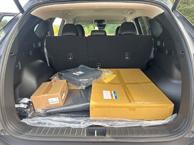 New 2026 Hyundai Tucson SEL Plus w/ Tow & Go Package AWD/4WD image 23