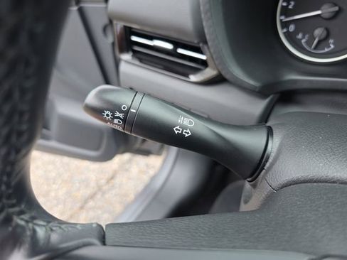 Used 2020 Nissan Sentra SV FWD image 19
