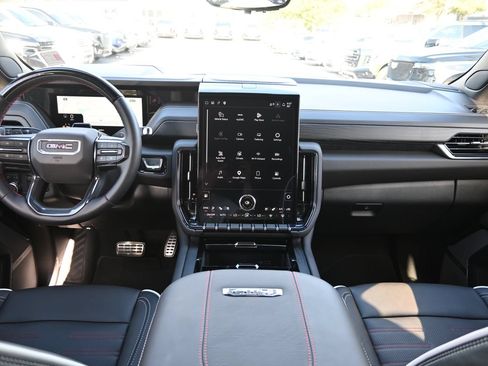 Used 2026 GMC Yukon XL AT4 Ultimate AWD/4WD image 7