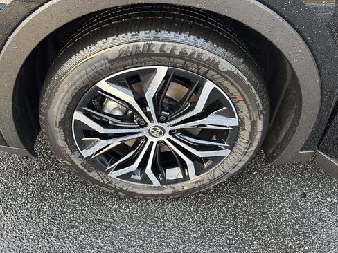 New 2026 Toyota Crown XLE image 29