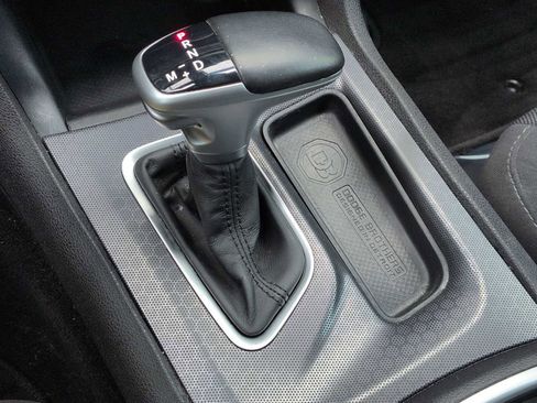 Used 2018 Dodge Charger GT image 28