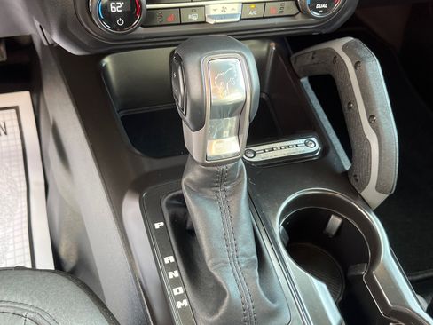Used 2024 Ford Bronco Big Bend AWD/4WD image 15