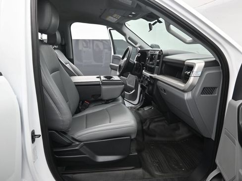 Used 2025 Ford F350 XL AWD/4WD image 27