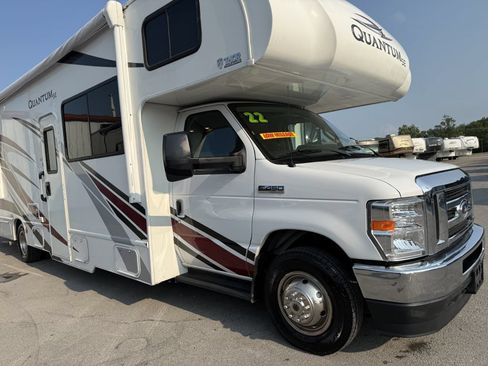 Used 2021 Ford E-450 and Econoline 450 Super Duty w/ Motorhome Prep Package RWD image 3