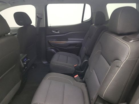 Used 2023 GMC Acadia SLE w/ Driver Convenience Package image 18