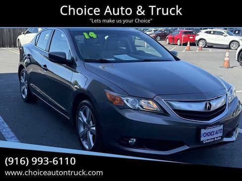 Used 2014 Acura ILX w/ Technology Package FWD image 1